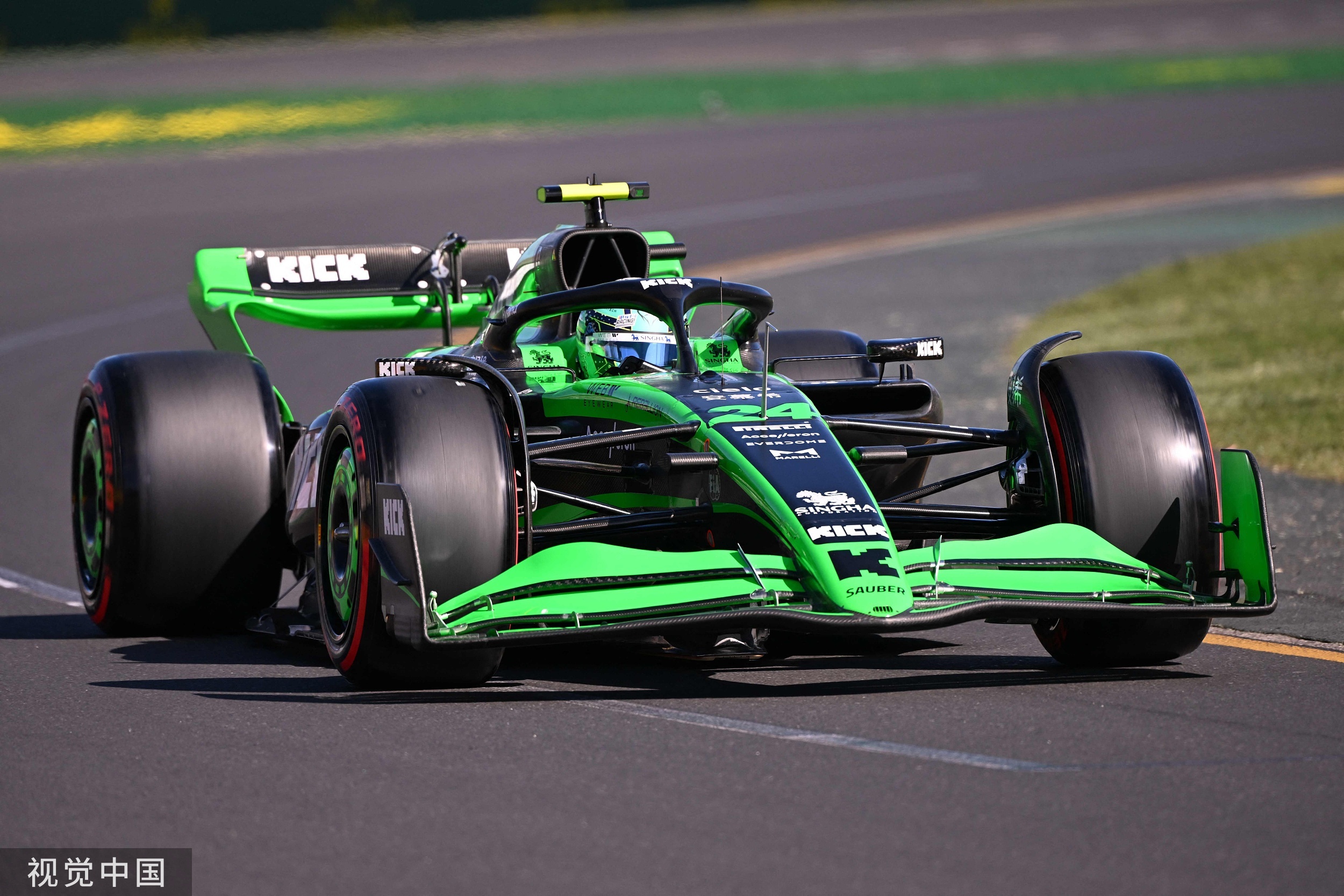 威廉姆斯横扫索伯车队，周冠宇统治全场