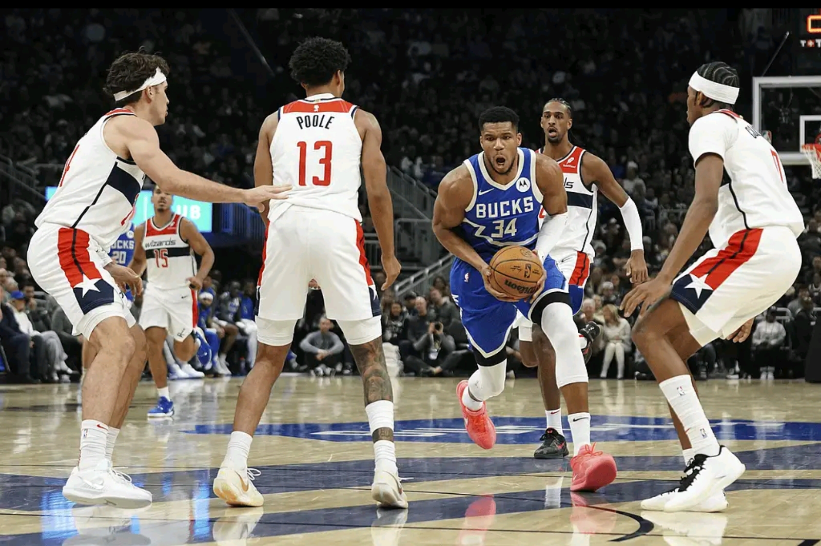 吉林队翻盘掘金，字母哥扛起全队