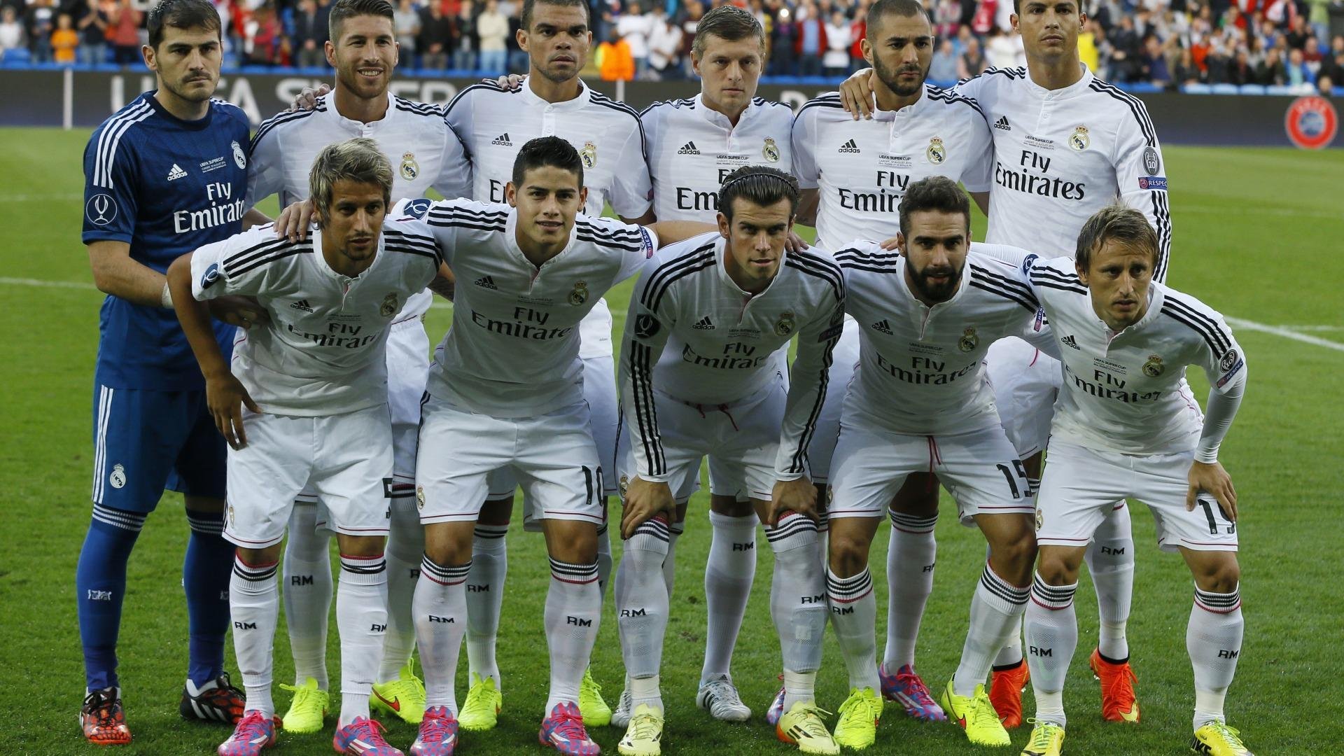 克瓦拉茨赫利亚锋芒撕裂防线，厄瓜多尔与塞内加尔的对决见证新星崛起